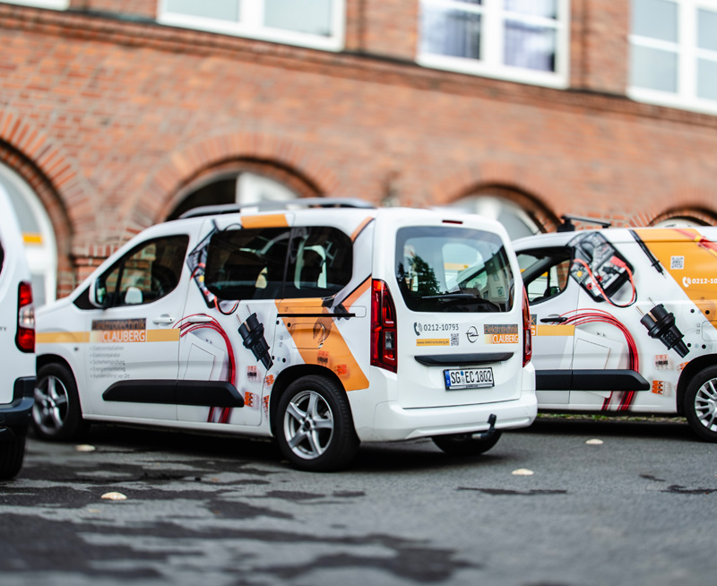 Das Unternehmen Elektrotechnik Clauberg in Solingen 3 autos